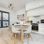 דירה Chlodna Modern Near The Centre By Renters ורשה
