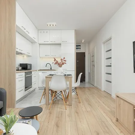 Chlodna Modern Near The Centre By Renters * Warszawa