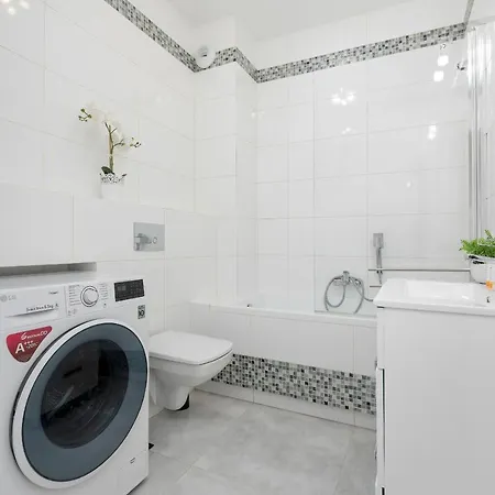 Chlodna Modern Near The Centre By Renters * Warsaw