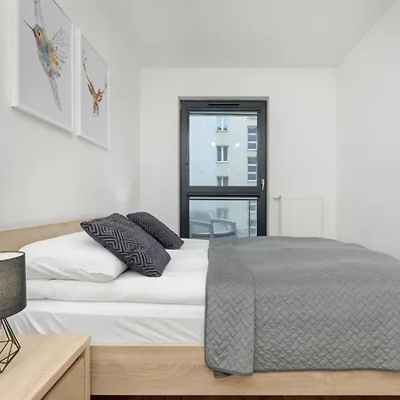 Chlodna Modern Near The Centre By Renters Warszawa