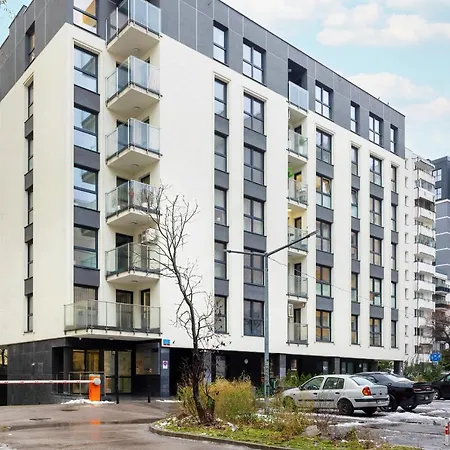 Chlodna Modern Near The Centre By Renters