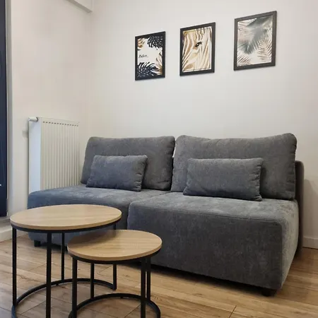 Chlodna Modern Near The Centre By Renters Apartment