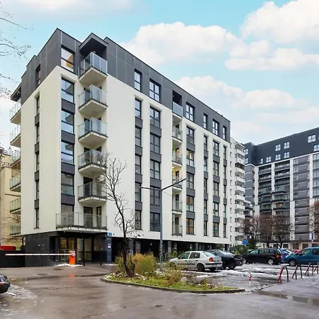 Chlodna Modern Near The Centre By Renters Daire Varşova